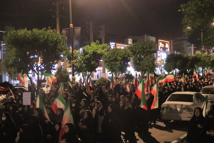 گزارش تصویری/ حضور پرشور قرچکی‌ها در شب ۸۵ تجمعات مردمی