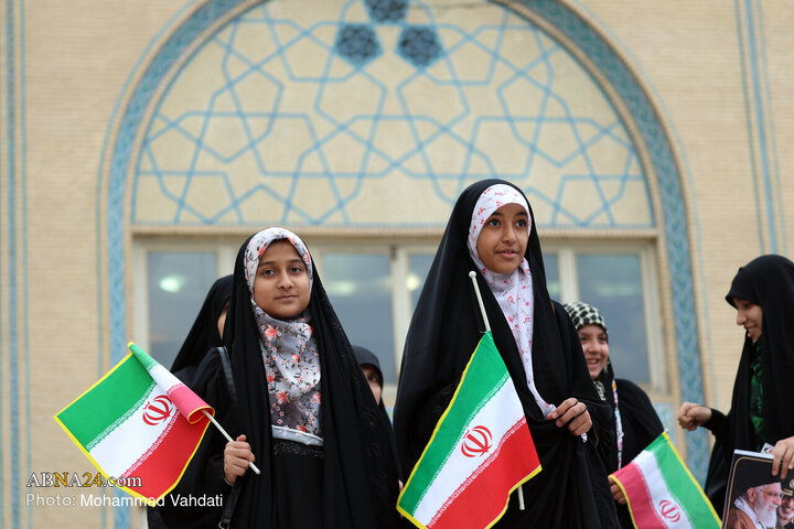 Photos1: Commemoration Ceremony for Martyrs of Ramadan War, Anniversary of Iran's Dignity Martyrs