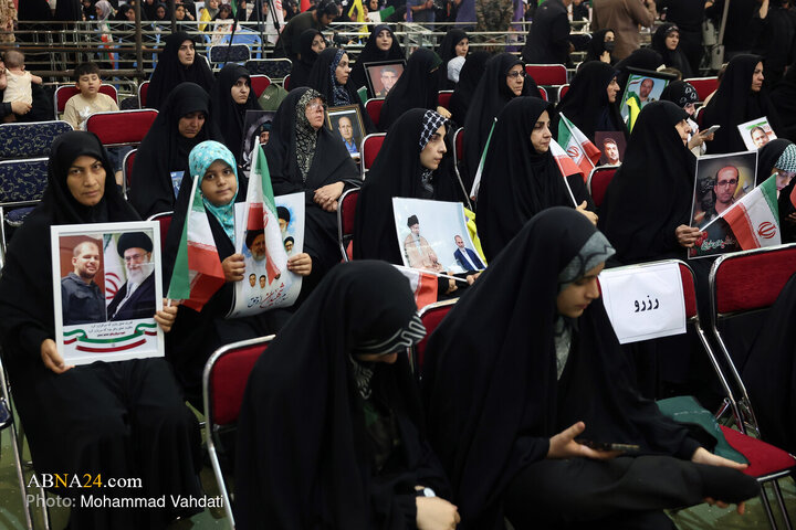 Photos1: Commemoration Ceremony for Martyrs of Ramadan War, Anniversary of Iran's Dignity Martyrs