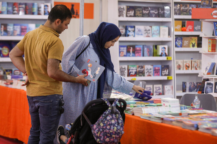 گزارش تصویری/ نمایشگاه کتاب کودک و نوجوان