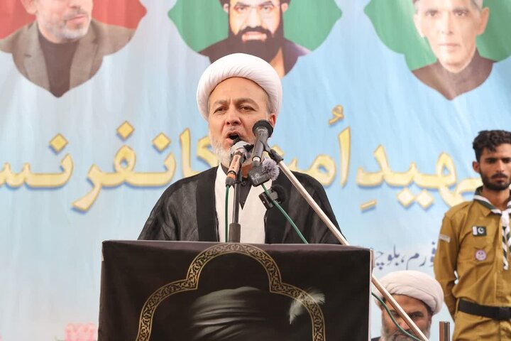 کنفرانس «تکریم شهدا و شهید امت» در شهر کویته