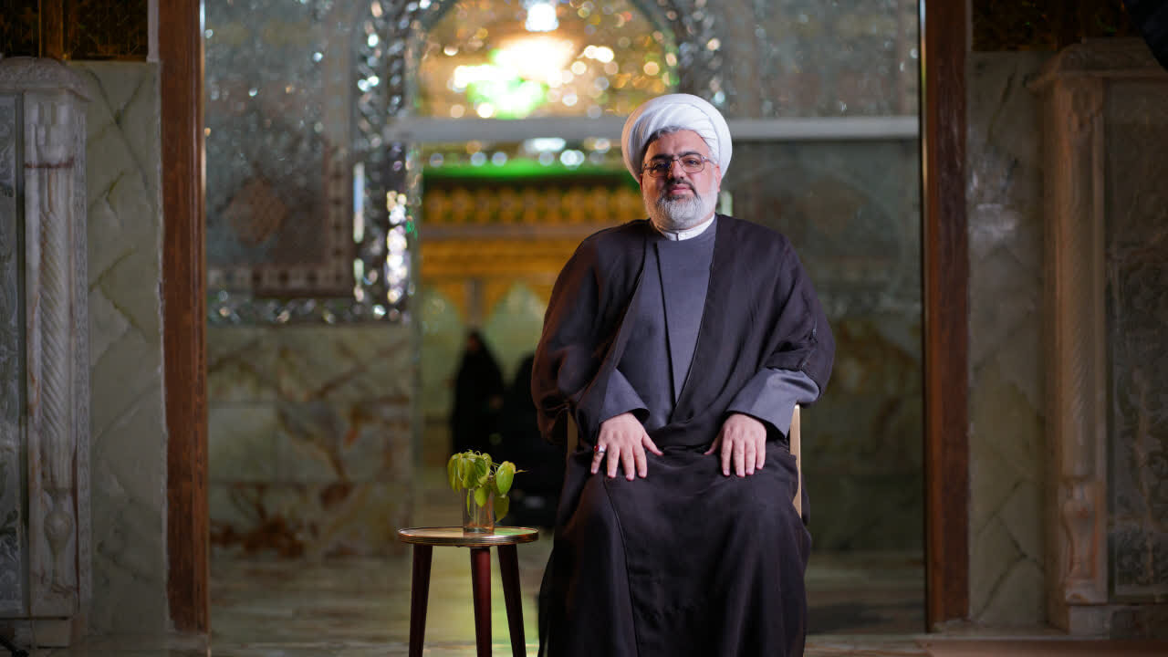 تعلیم و تربیت «تنگه احد» انقلاب اسلامی است