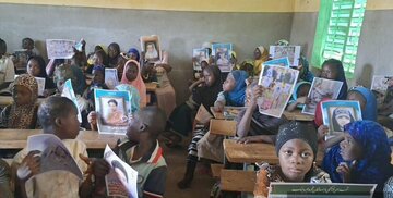 Sekolah Sayyidah Zainab sa Burkina Faso Kenang Syuhada Pelajar Minab