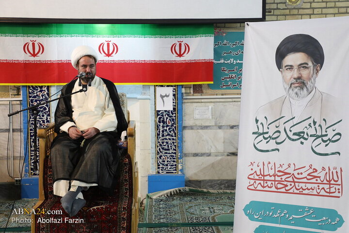 گرامیداشت رهبر شهید و تجدید میثاق با شهدای خدمت