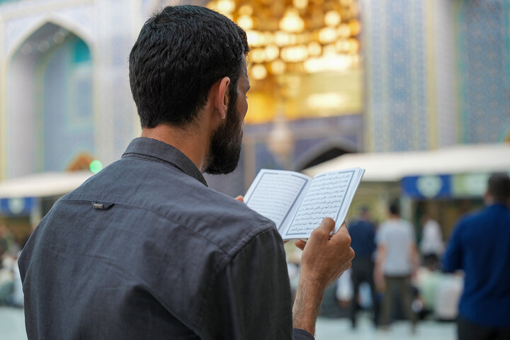 تصاویر | حال‌وهوای زائران حرم مطهر بانوی کرامت در دعای عرفه