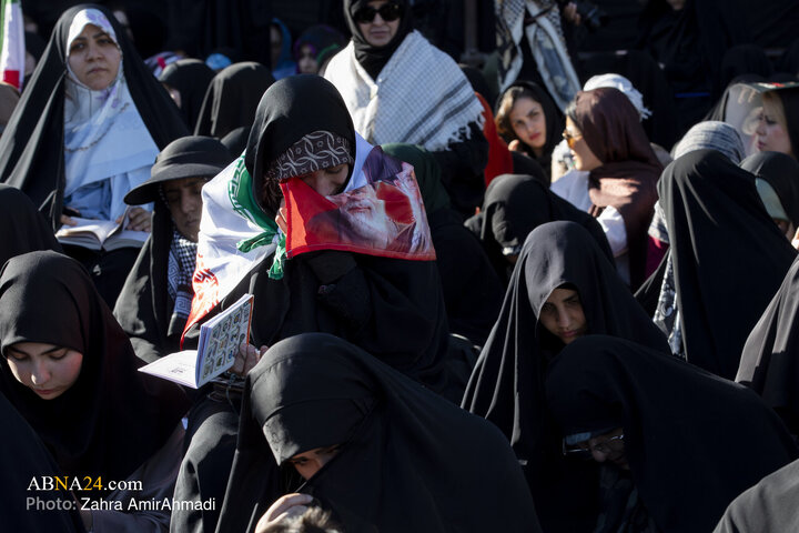مراسم دعای عرفه میدان انقلاب