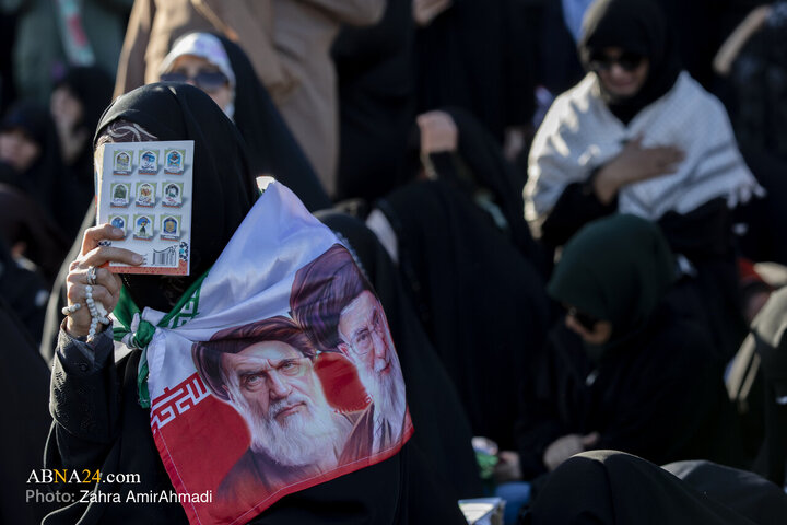 مراسم دعای عرفه میدان انقلاب