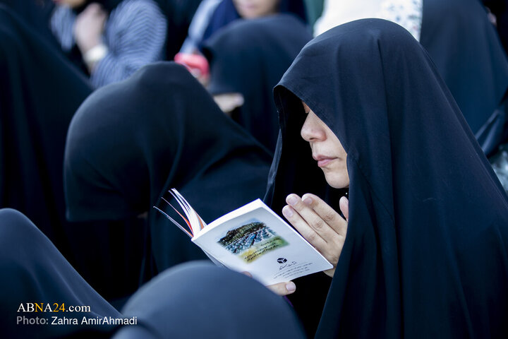 مراسم دعای عرفه میدان انقلاب