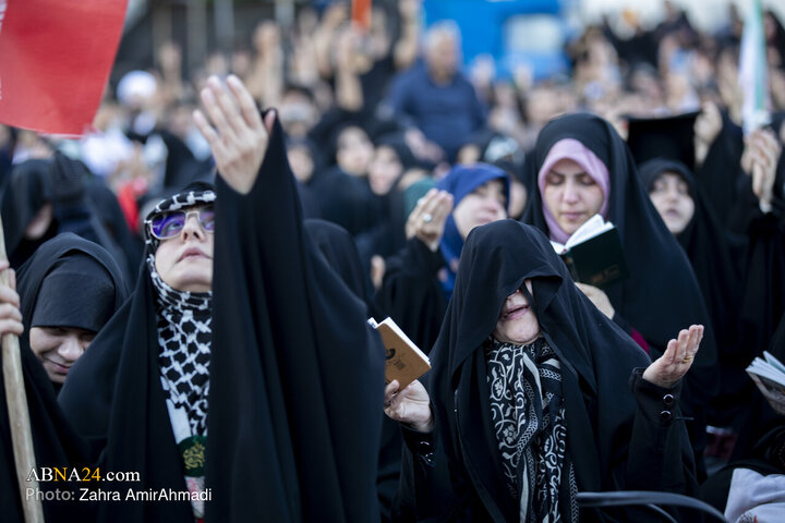 مراسم دعای عرفه میدان انقلاب