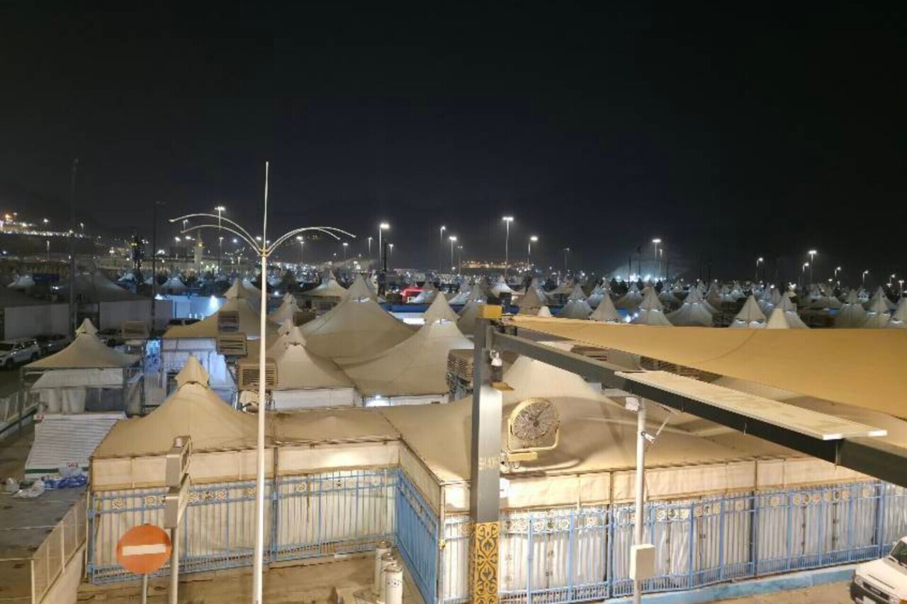 Iranian Pilgrims Enter Mina on Day of Tarwiyah as Hajj Rituals Begin