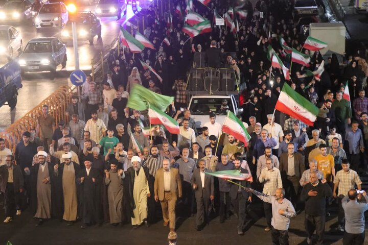 گزارش تصویری/ اجتماع خونخواهی رهبر شهید در قرچک