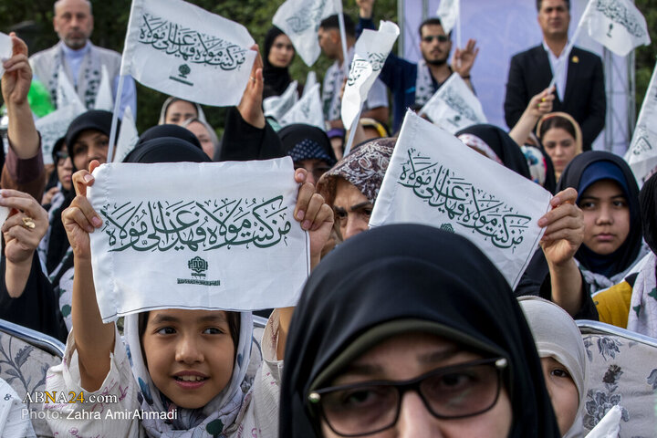اهتزاز بزرگترین پرچم متبرک علوی