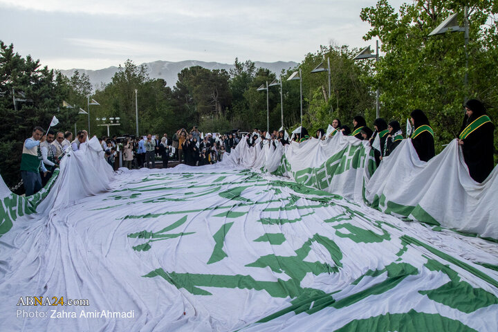 اهتزاز بزرگترین پرچم متبرک علوی