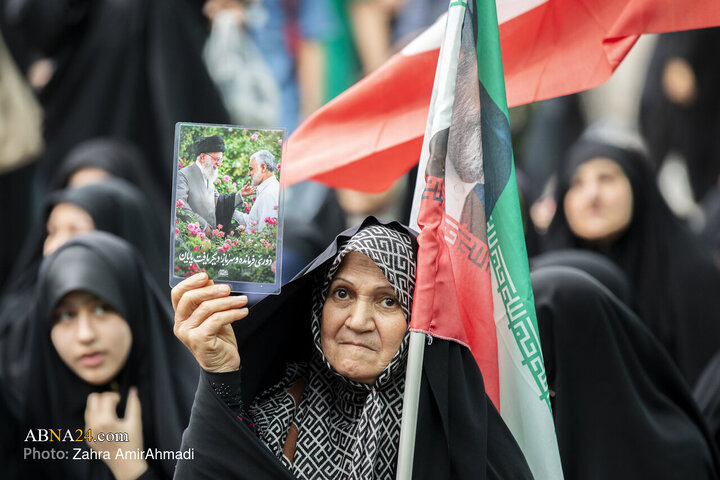 مجلس یادبود شهدای خانواده ی امام شهید و رهبرمعظم انقلاب اسلامی