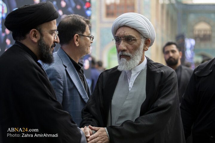مجلس یادبود شهدای خانواده ی امام شهید و رهبرمعظم انقلاب اسلامی