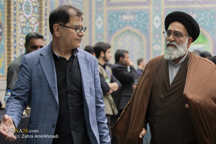 مجلس یادبود شهدای خانواده ی امام شهید و رهبرمعظم انقلاب اسلامی