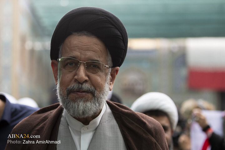 مجلس یادبود شهدای خانواده ی امام شهید و رهبرمعظم انقلاب اسلامی