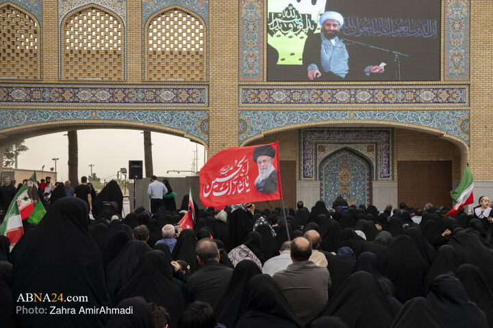 مجلس یادبود شهدای خانواده ی امام شهید و رهبرمعظم انقلاب اسلامی