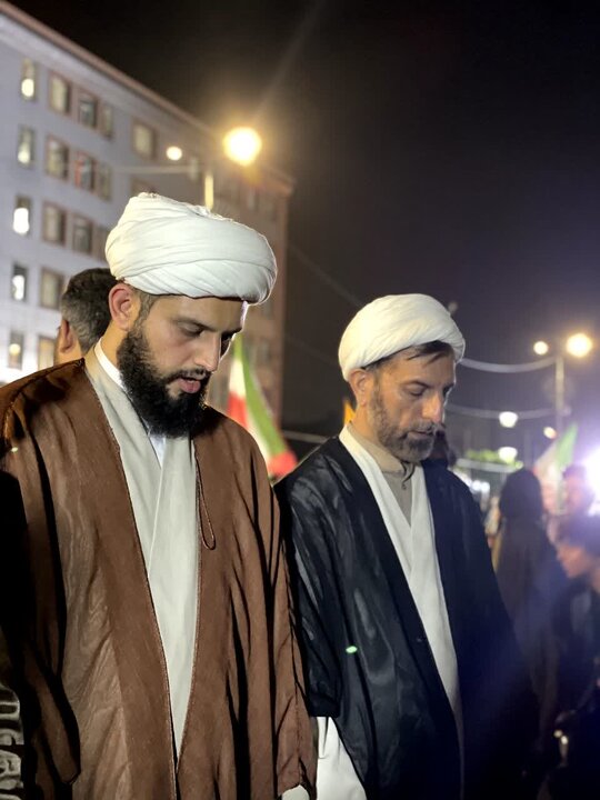 گزارش تصویری/ حضور دشمن شکن ملاردی‌ها در نودمین شبِ بعثت مردم