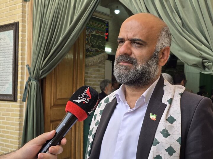 Photos: Holy flag of Imam Ali Shrine raised in Qom