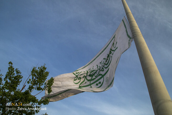 Photos: Ceremony of Raising Largest Blessed Flag of Imam Ali Holy Shrine in Tehran
