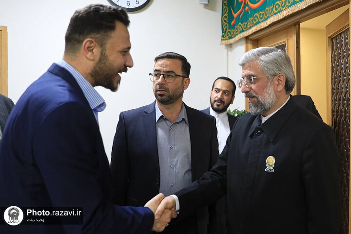 Photos: Donation of the Ghadiriyah Flag of Alawi Shrine to Astan Quds Razavi