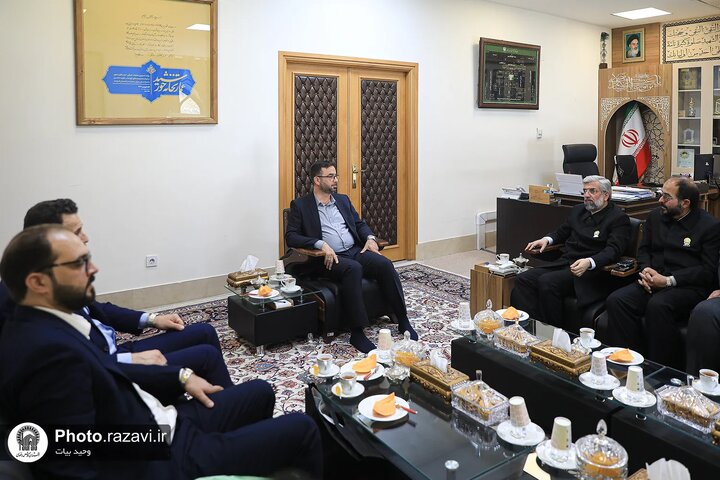 Photos: Donation of the Ghadiriyah Flag of Alawi Shrine to Astan Quds Razavi