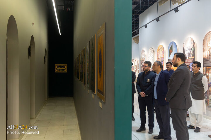 تشرف سفیر پاکستان در ایران به حرم مطهر رضوی