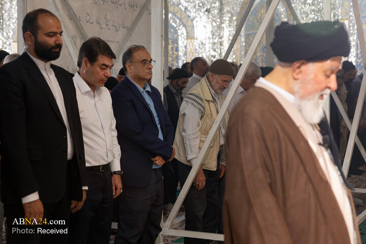 تشرف سفیر پاکستان در ایران به حرم مطهر رضوی