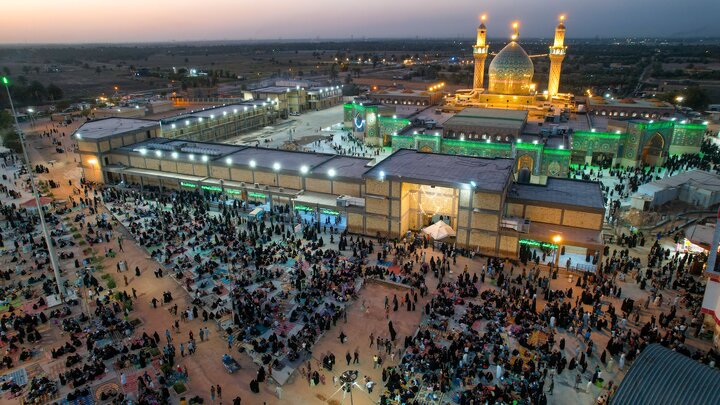 تصاویر |حرم بانو شریفه به مناسبت عید غدیر آذین‌بندی شد