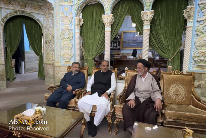 تشرف سفیر پاکستان در ایران به حرم حضرت معصومه‌(س)