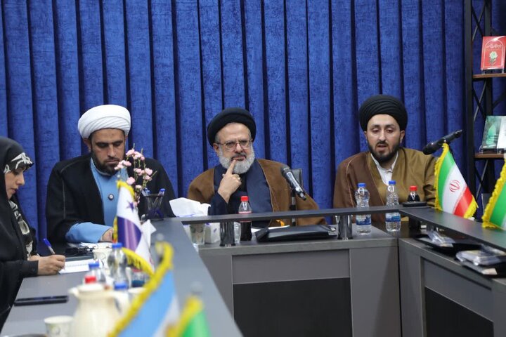 نشست بین‌المللی «نقش جریان غدیر در وقایع امروز» در قم برگزار شد