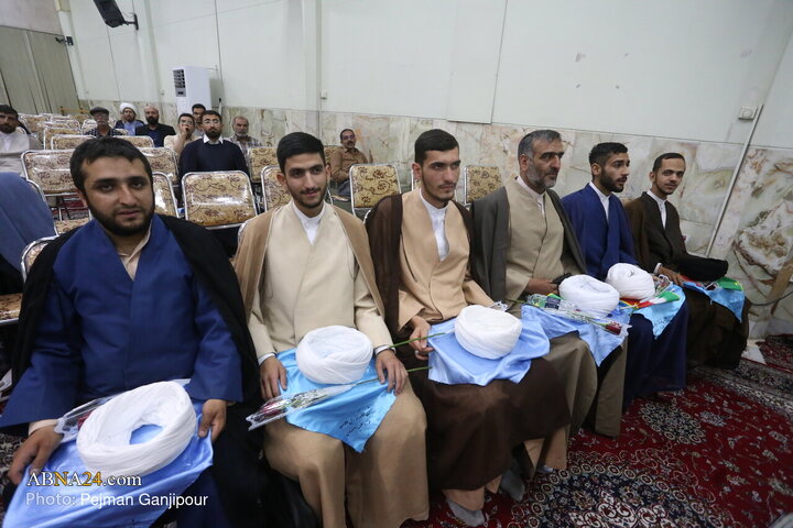 آیین عمامه گذاری طلاب حوزه علمیه اصفهان