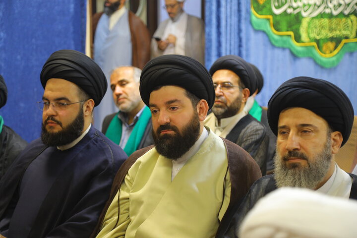 تجلیل از اساتید سادات