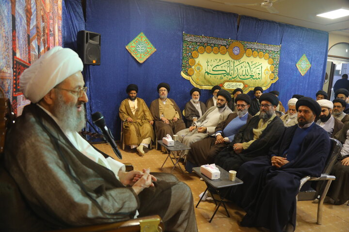 تجلیل از اساتید سادات