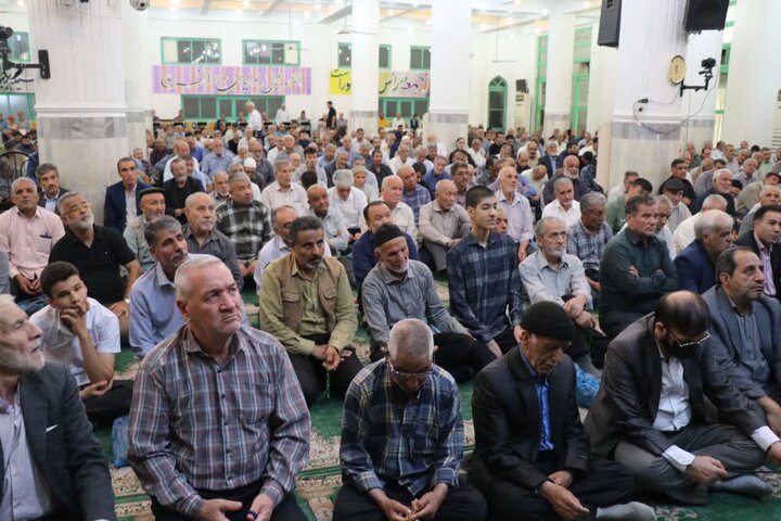 گزارش تصویری/  برگزاری نماز عبادی سیاسی جمعه در قرچک