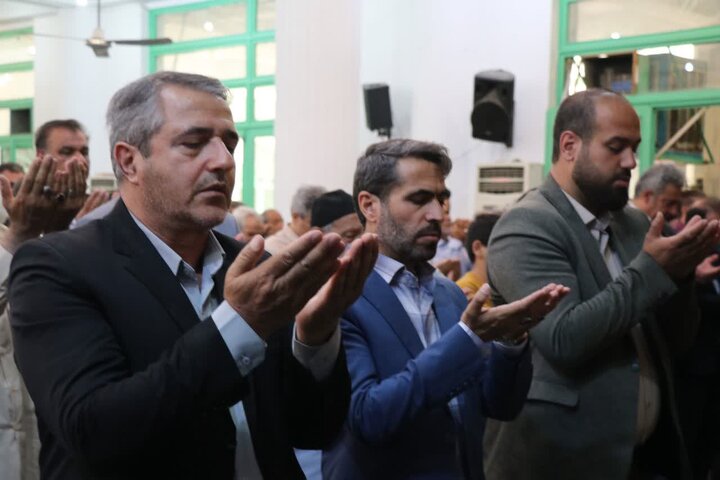 گزارش تصویری/  برگزاری نماز عبادی سیاسی جمعه در قرچک