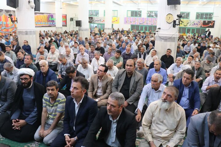 گزارش تصویری/  برگزاری نماز عبادی سیاسی جمعه در قرچک