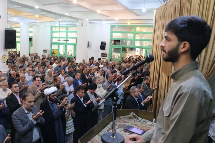 گزارش تصویری/  برگزاری نماز عبادی سیاسی جمعه در قرچک
