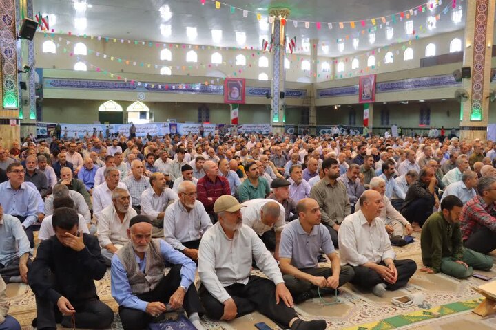 گزارش تصویری/ نماز جمعه حماسی اسلامشهر در سالروز قیام تاریخی ۱۵ خرداد