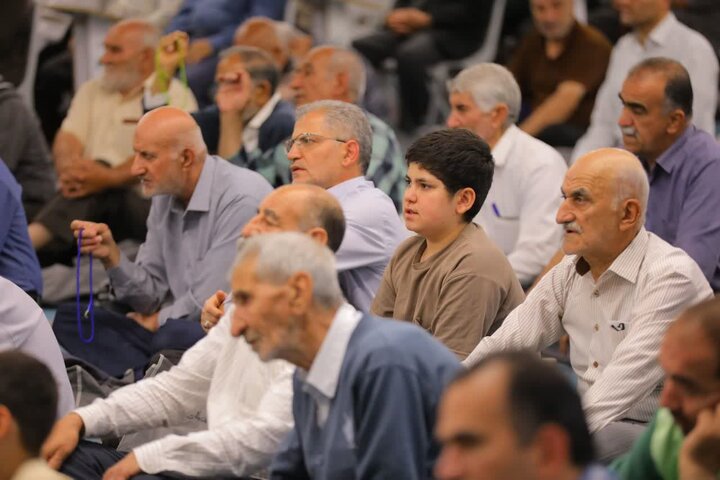 گزارش تصویری/ اقامه نماز جمعه در ساوجبلاغ