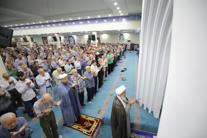 گزارش تصویری/ اقامه نماز جمعه در ساوجبلاغ