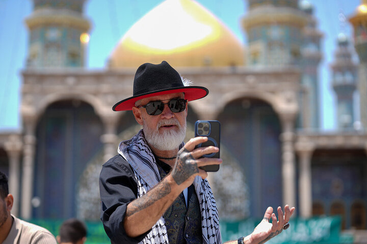 Photos: Former US Marine Visits Holy Shrine of Hazrat Fatemeh Masoumeh (SA)