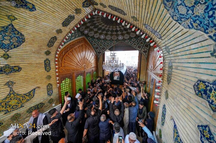 تشییع پیکر آیت‌الله فیاض در حرم حضرت علی‌(ع)