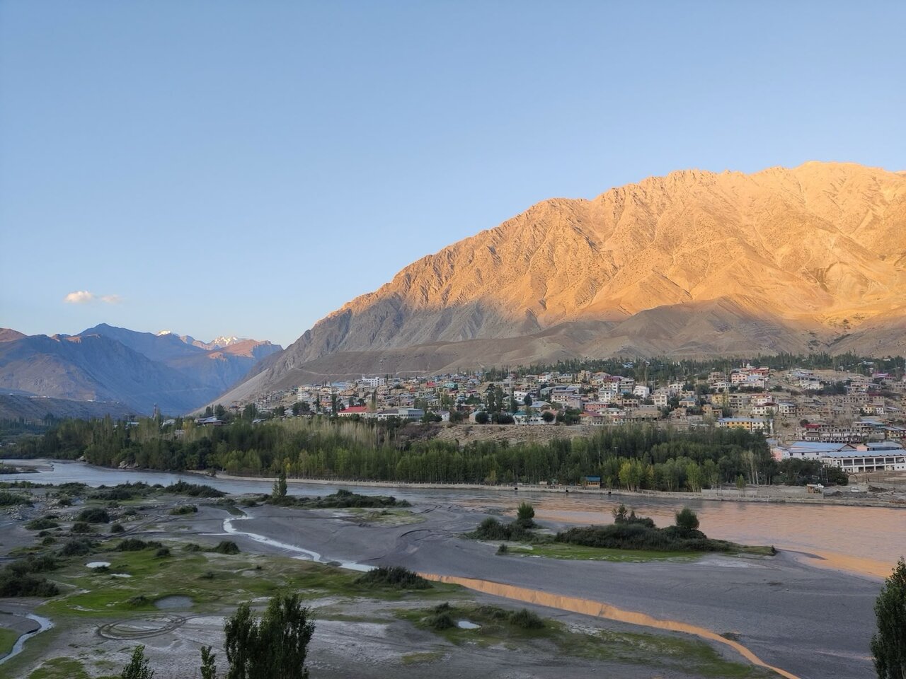 Shia Organization in Kargil Seeks Complete Liquor Ban in Ladakh, Warns of Protests