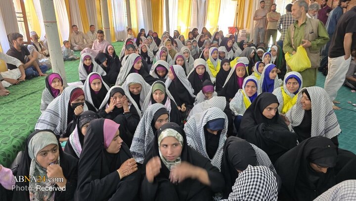 مراسم عید غدیر در امام‌باره شب‌پورا در ماگام کشمیر هند