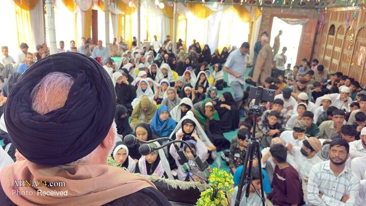 مراسم عید غدیر در امام‌باره شب‌پورا در ماگام کشمیر هند