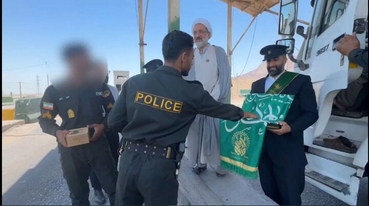 ویدیو | لطف نگاه بانوی کرامت به مدافعان وطن؛ حضور خادمان در هرمزگان