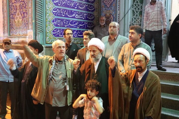 گزارش تصویری/  تداوم حضور مردم قرچک در صدویکمین شب