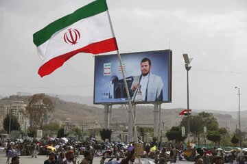 اليمن يعلن عن وقوفه مع قيادة ايران حكومة وشعباً في مواجهة العدوان والحصار الأميركي
